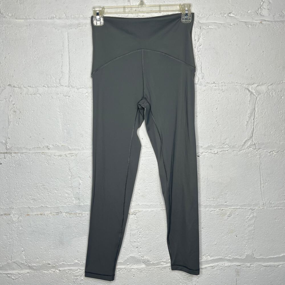 Vshred Women's Gray Cropped Leggings Size Medium